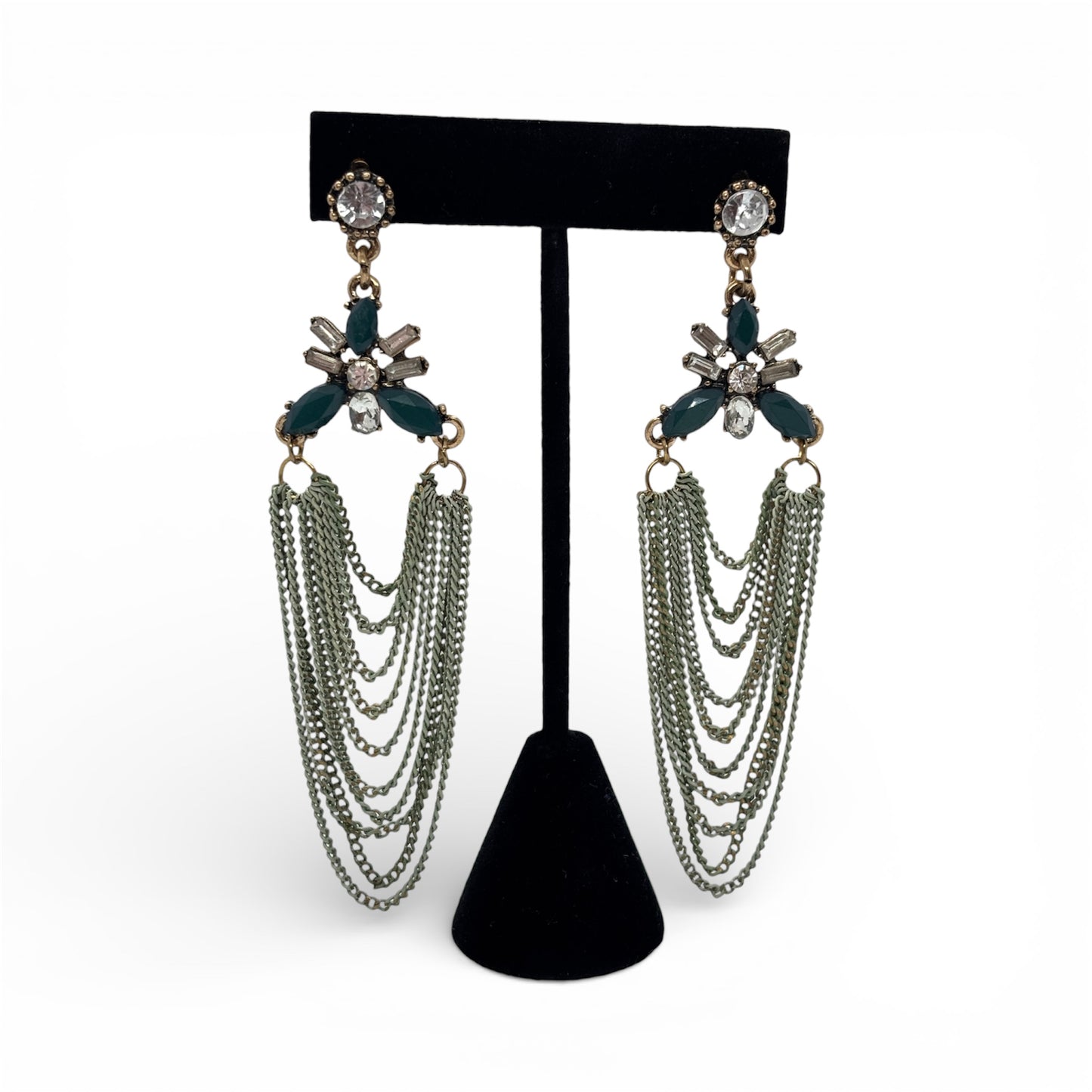 Esmeralda Bohemia✨ Aretes en Cadena color Verde y oro