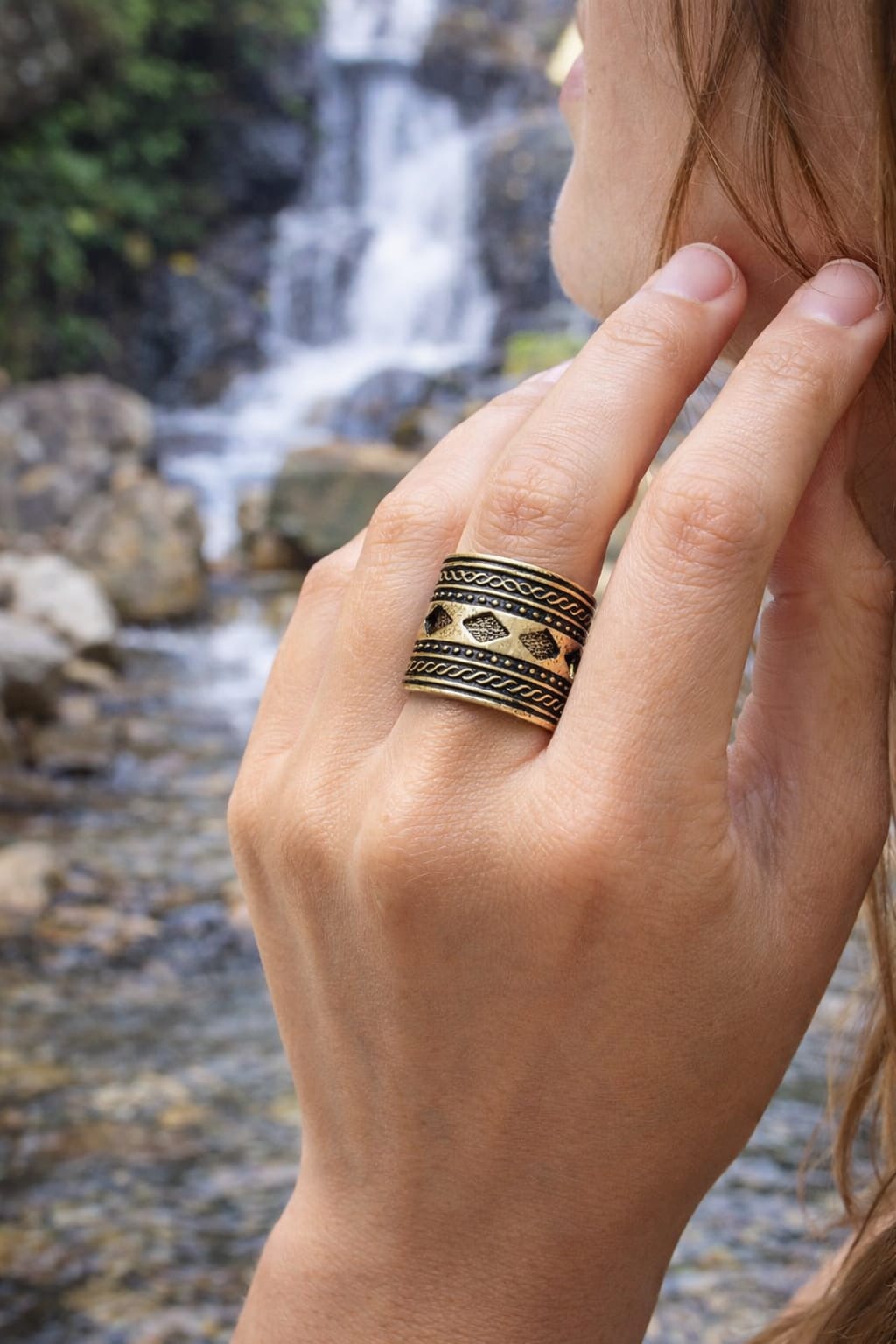 Anillos de banda ancha diseños tribales