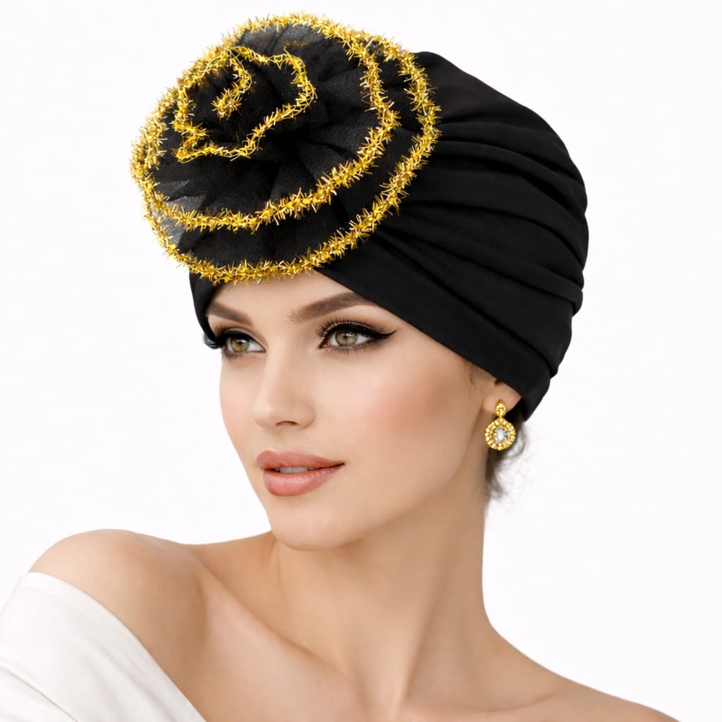 Turbante elegante con flor