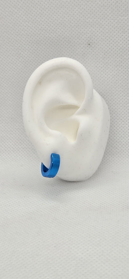 Aretes tipo huggie en acero inoxidable