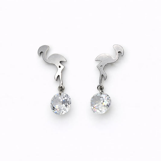Pendientes colgantes con un diseño  de flamenco en acero inoxidable